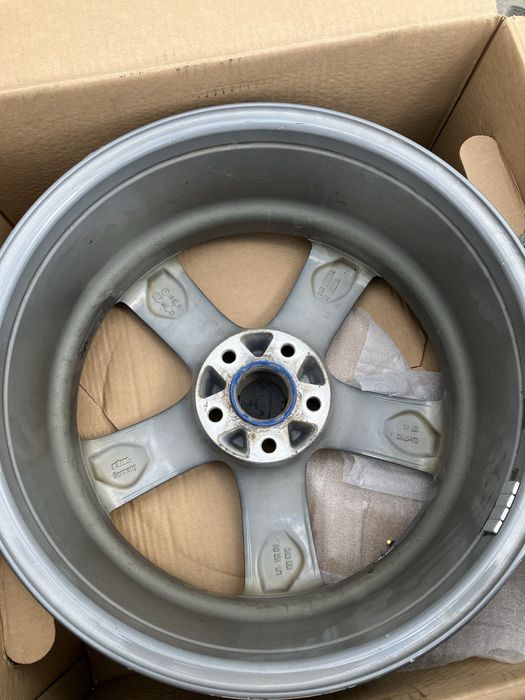 Jenti auto Skoda wolkwagen