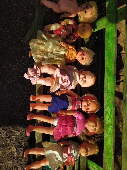 Стари детски кукли и стара детска количка за кукли