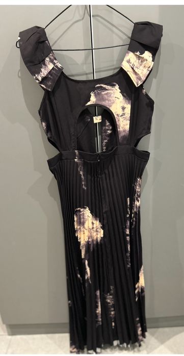 Дълга официална рокля Тему