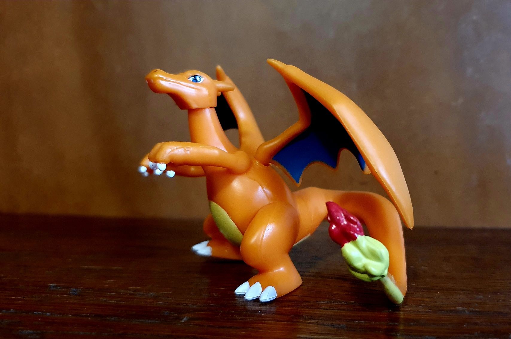 Figurine Pokemon: Blastoise, Charizard și Blastoise