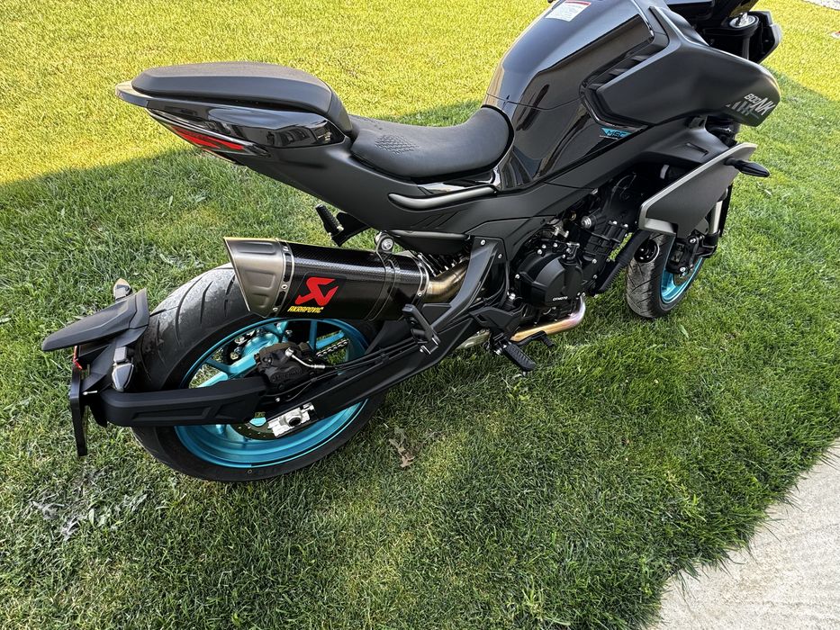 CFMOTO 800NK Advanced Euro 5+ – Nouă 2025, TC si Akrapovic omologat