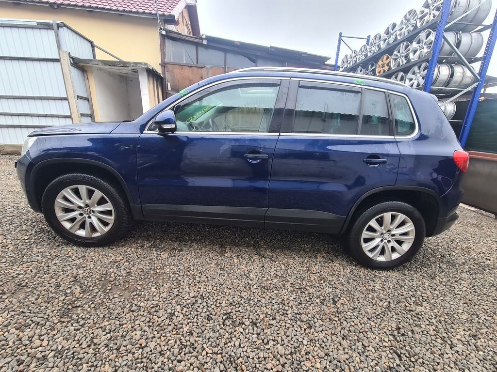 Usa Stanga Fata Volkswagen Tiguan 5N 2007 - 2011 SUV 4 Usi ALBASTRU (789)