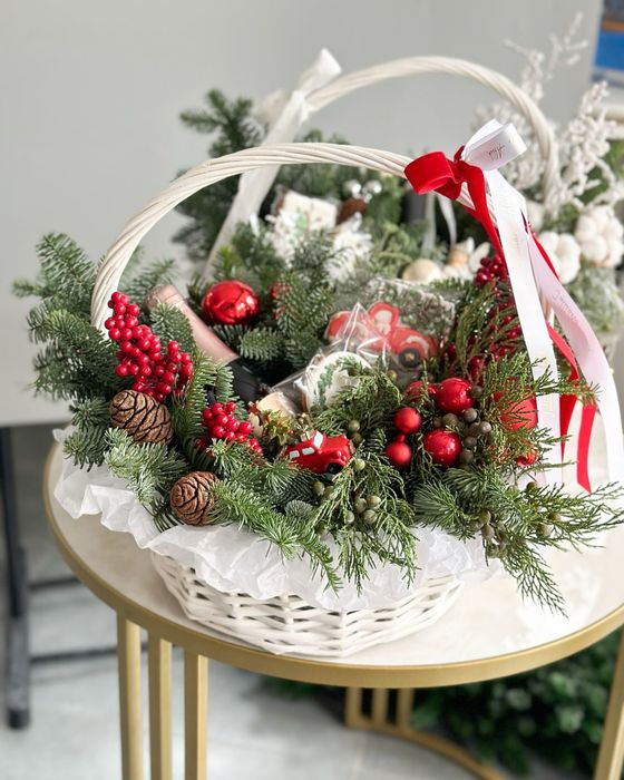 новогодние букеты/корзины