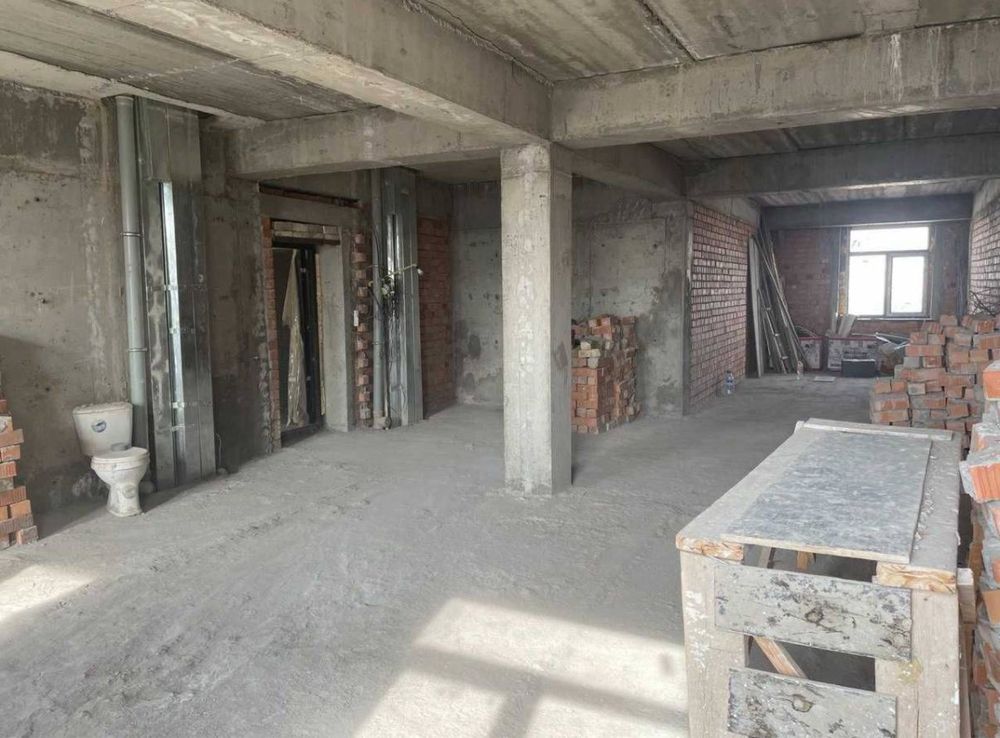 Продаетс 3хком в центре