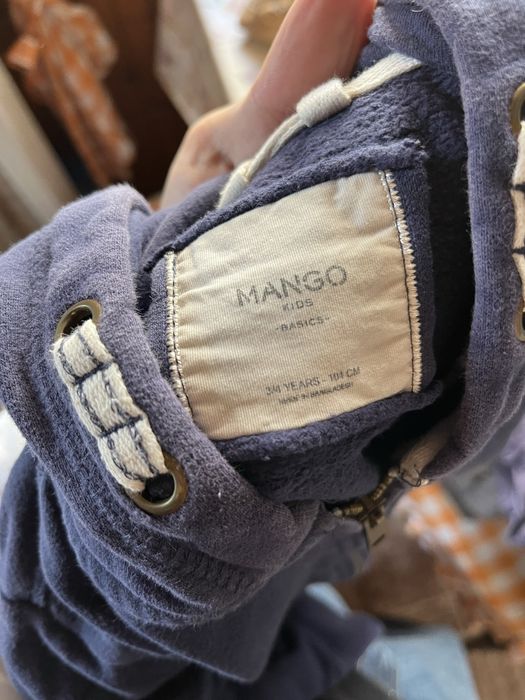 Продавам комплект детски връхни дрехи за момче (1–3 години / 80–98 см)