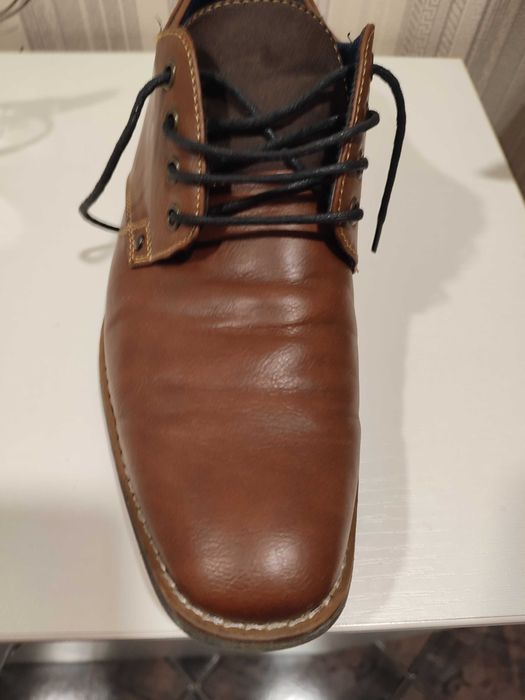 Мъжки кожени обувки.