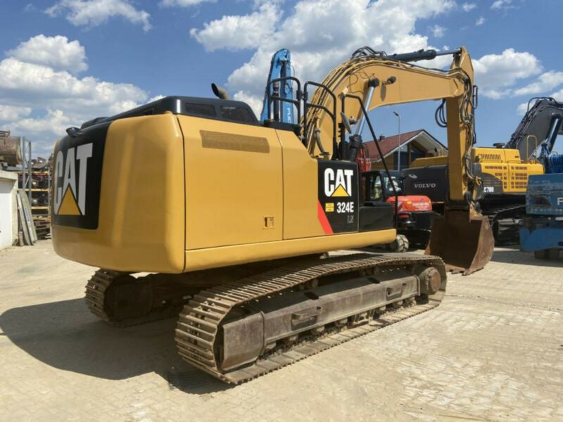 Excavator CAT. 324 E