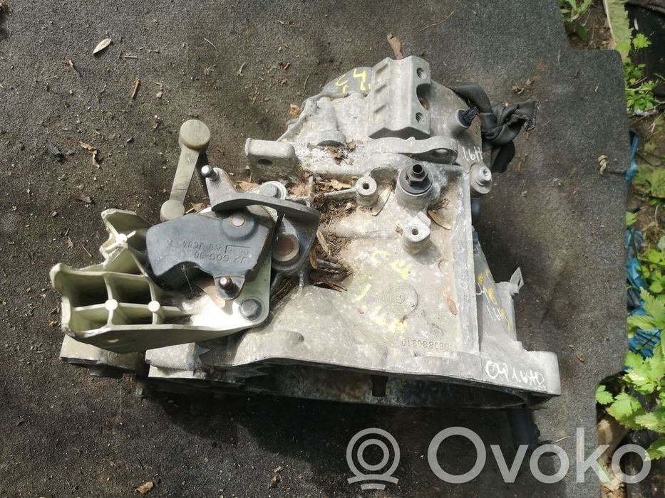 Cutie citroen 1.6 1.6 v bezina 
Citroen C4 I Cutie viteze manuală cu 5