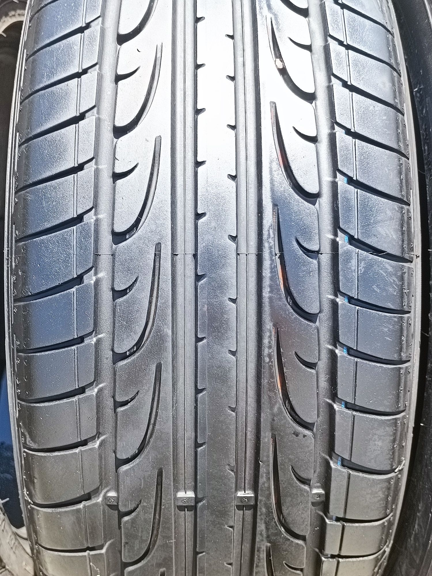 215 45 16 dunlop 2 броя