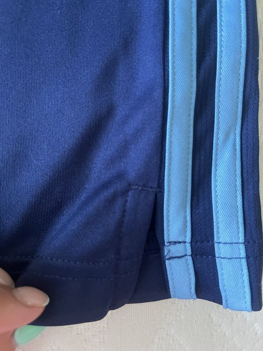 Спортни шорти Adidas нови