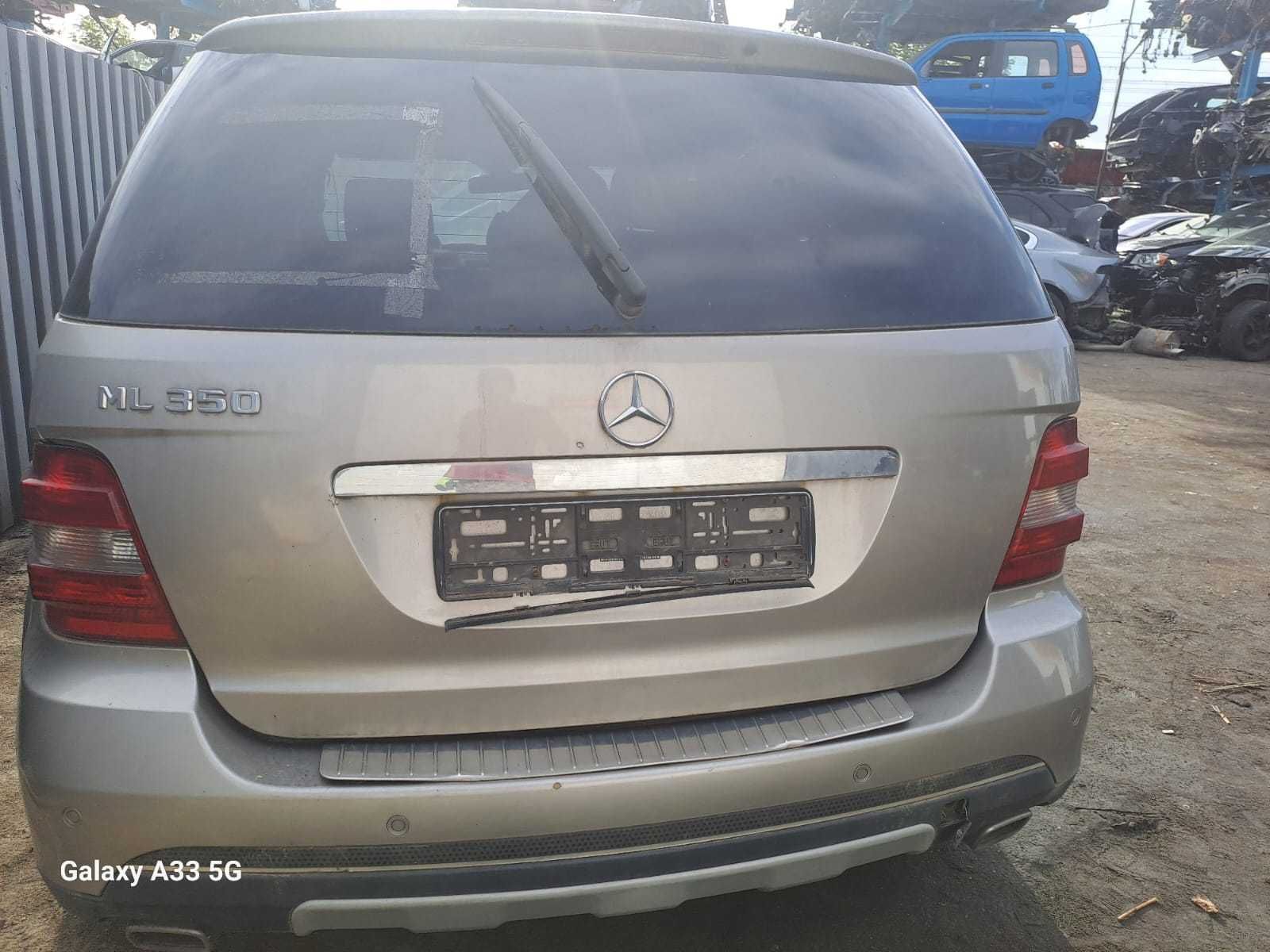 Dezmembrez Mercedes ML 3.0 CDi an 2009 cod motor 642.940