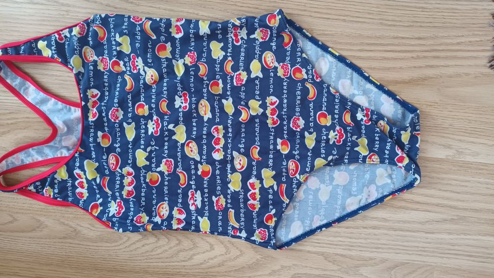 Lot costume de baie 134-140