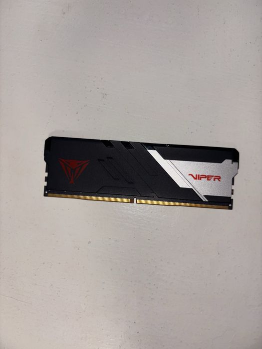 1x16 gb ram ddr5 6000 mhz CL30 VIPER