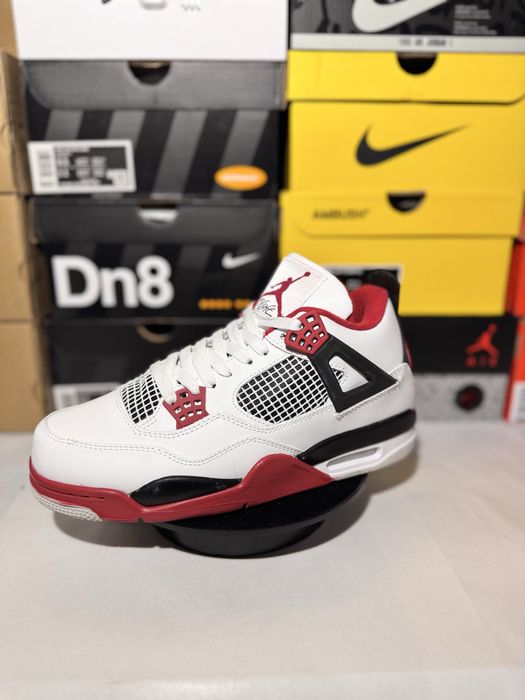 Air Jordan Retro 4 Fire Red