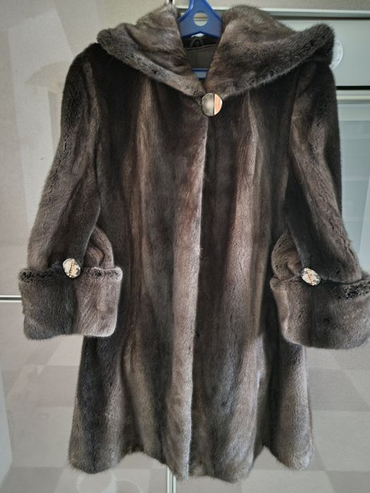 Норковая шуба женская