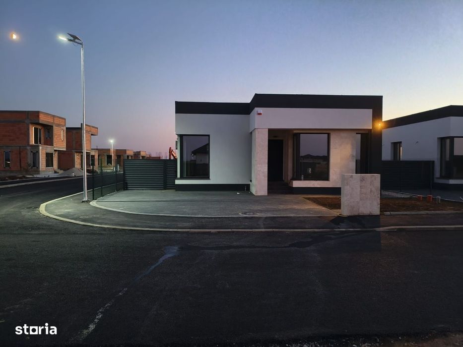 Casa Moderna Individuala