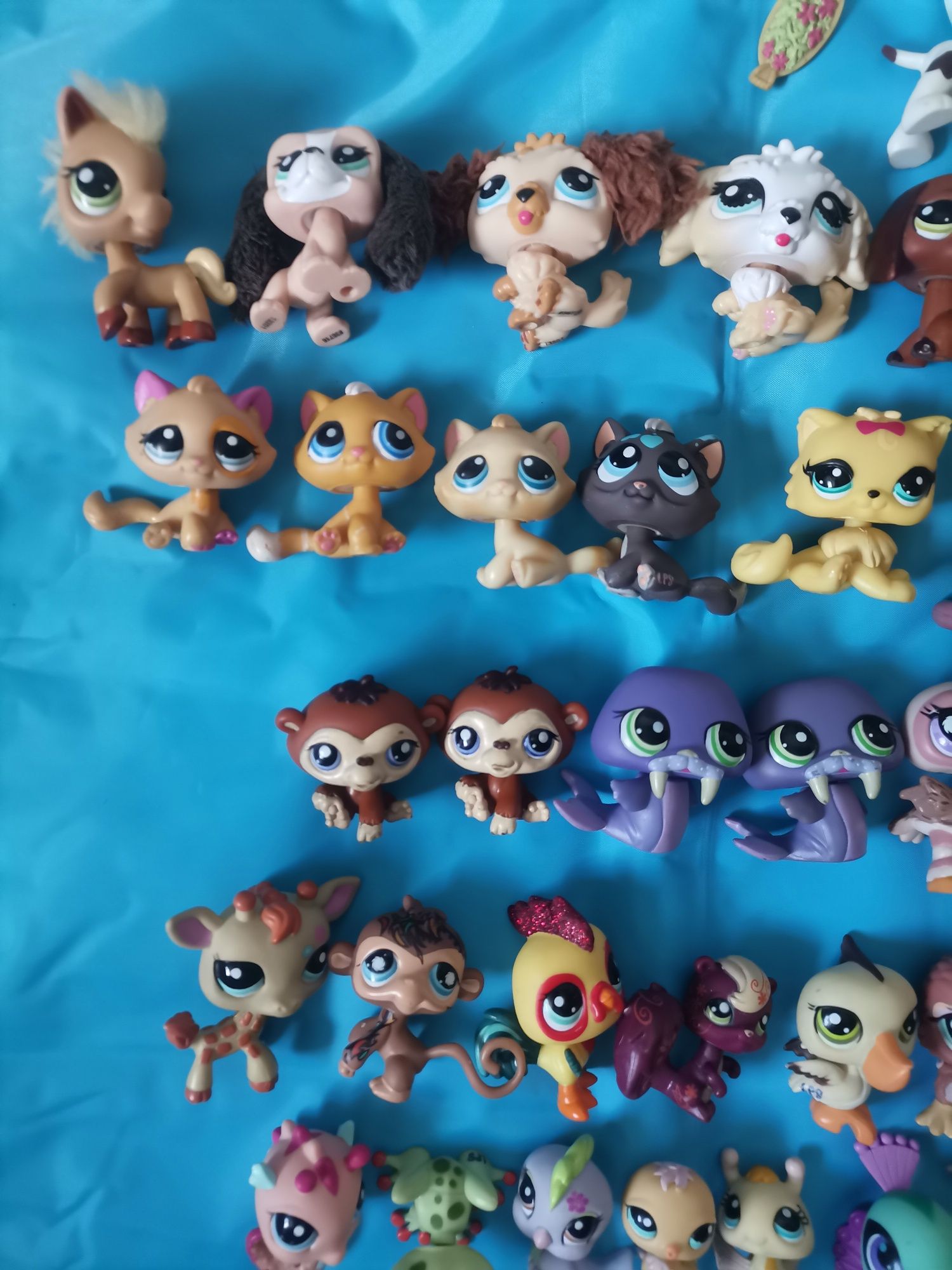Citiți descrierea de mai jos Figurine Littlest Pet Shop Lps Hasbro