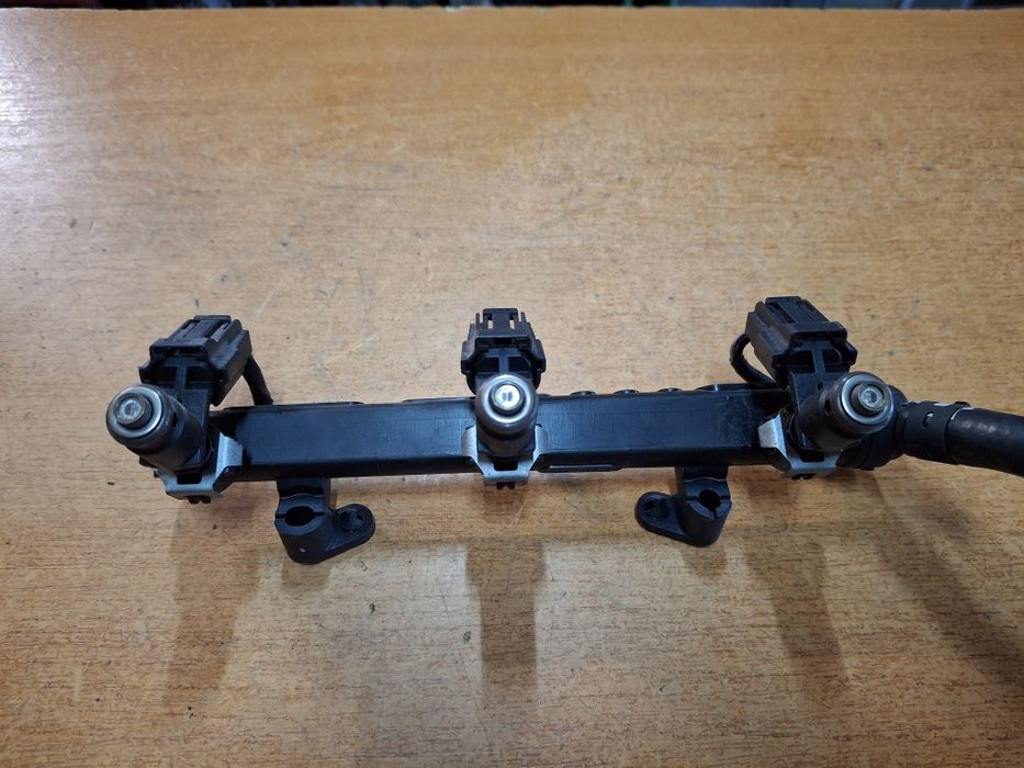 Injectoare rampă Vw Polo 6R Fabia3 Ibiza 1.0i 12V