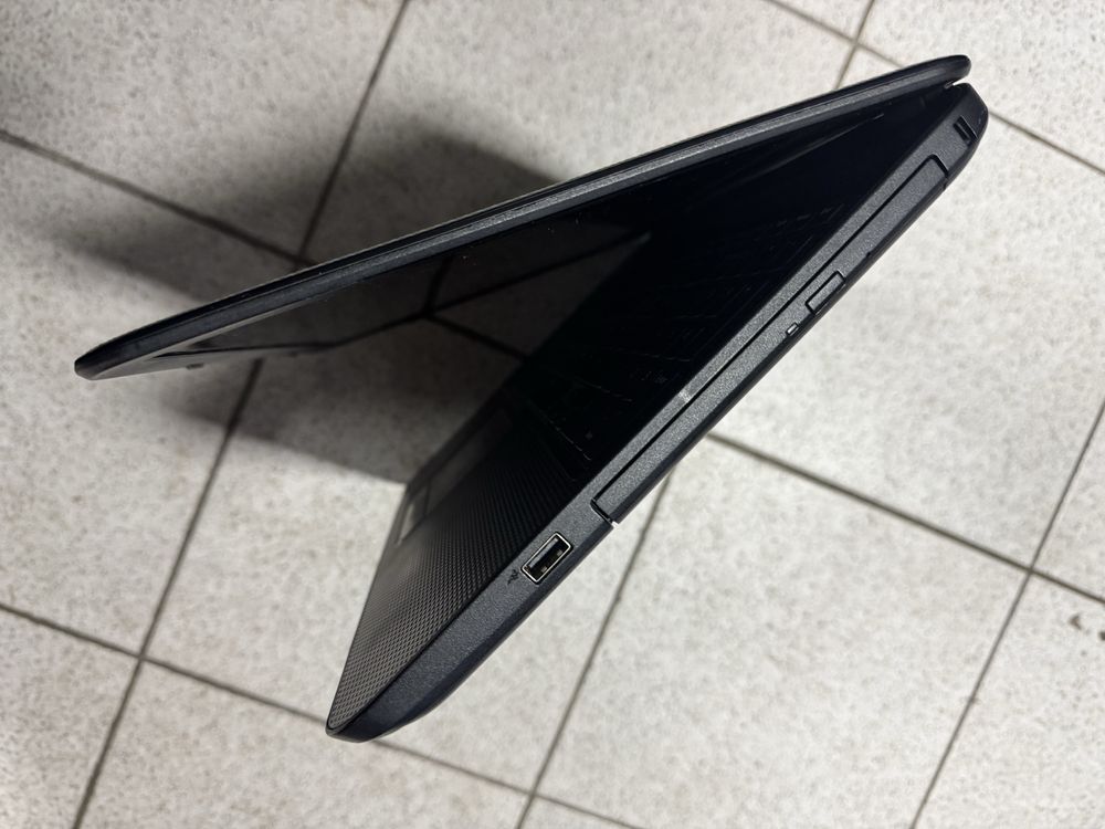 Dell Inspiron 3537 - 15,6”, i7, отличен