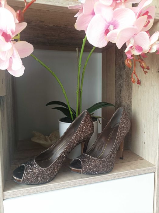 Обувки с висок ток Nine West 36 размер