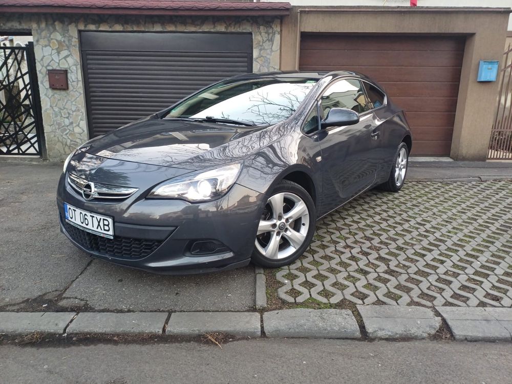 Opel Astra GTC 2013. 1.7 diesel