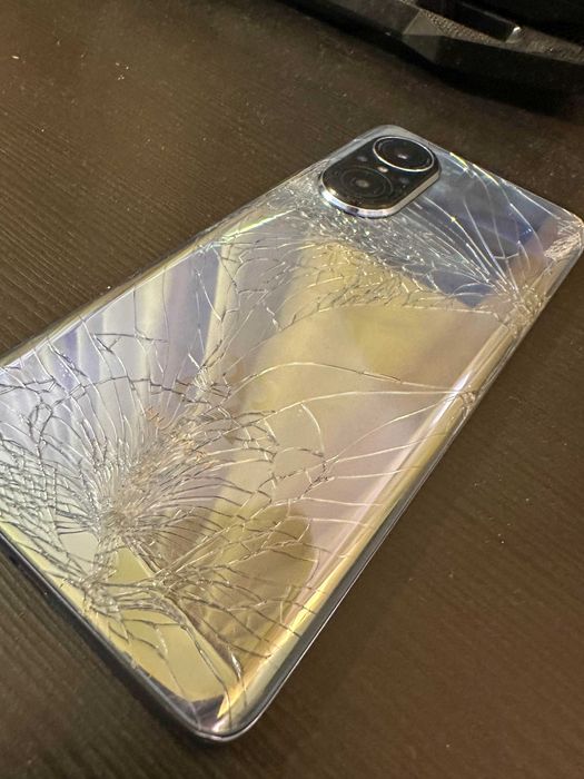 Huawei Nova 9 SE 128GB liber retea, spate spart funcțional 100%