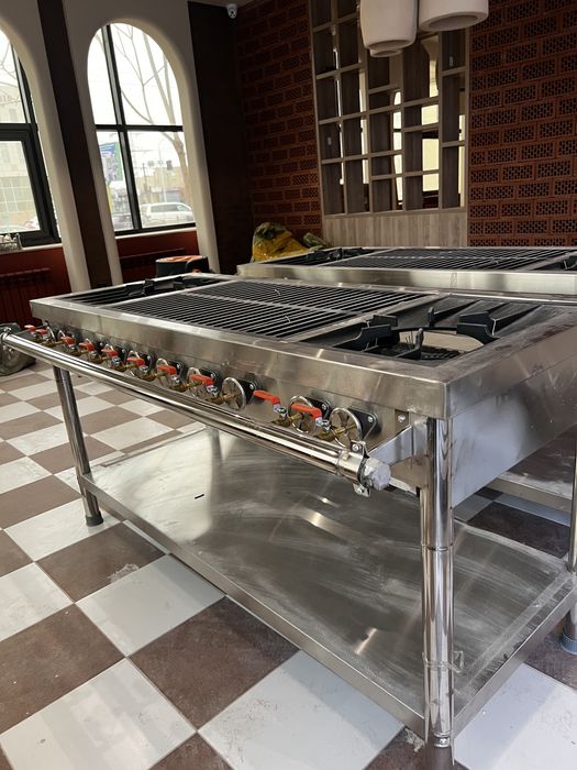 Газовая плита. 10 кранов