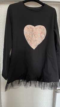 Блуза голям размер със сърце и тюл