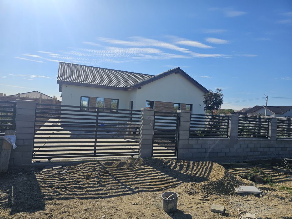 Vand casa individuala / Mosnita Noua / Proprietar