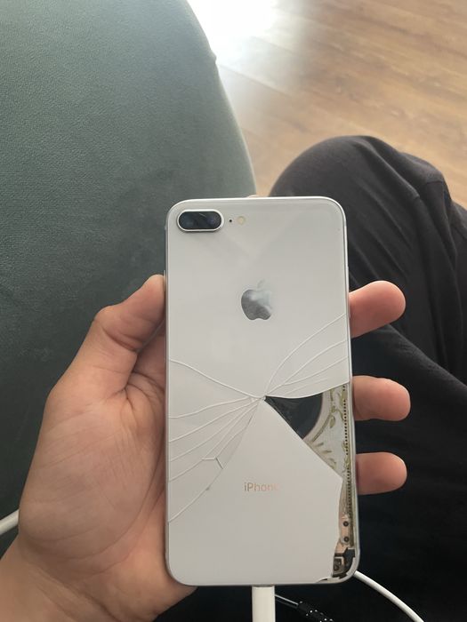 Айфон 8 PLUS 64 гб