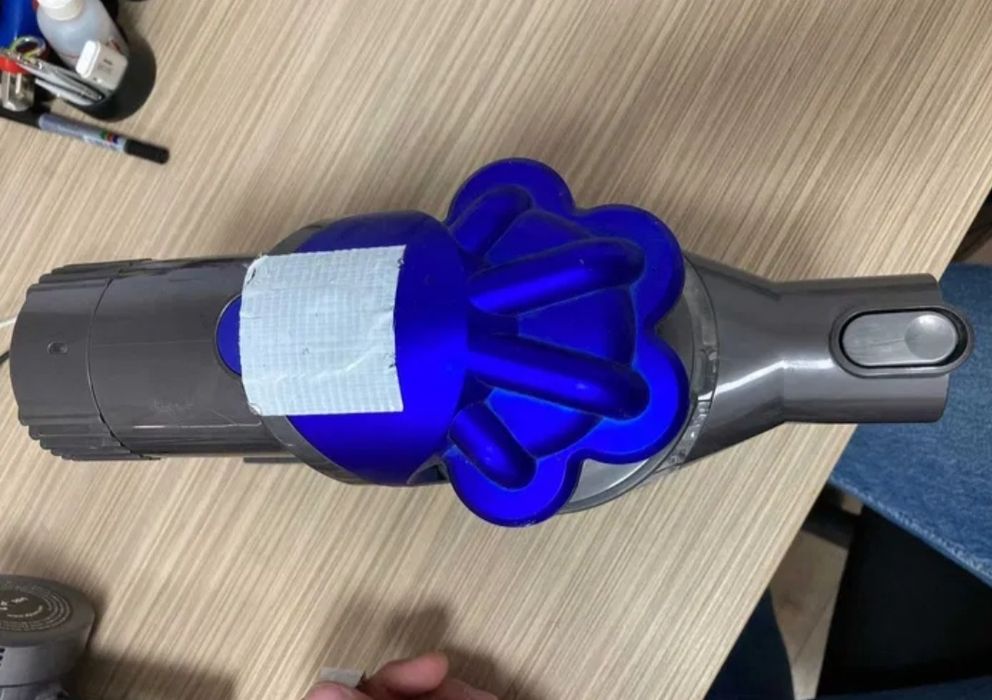 Vand aspirator Dyson - si accesorii diferite modele