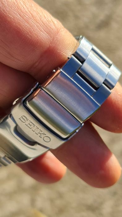 Seiko 5 Earth Voyager