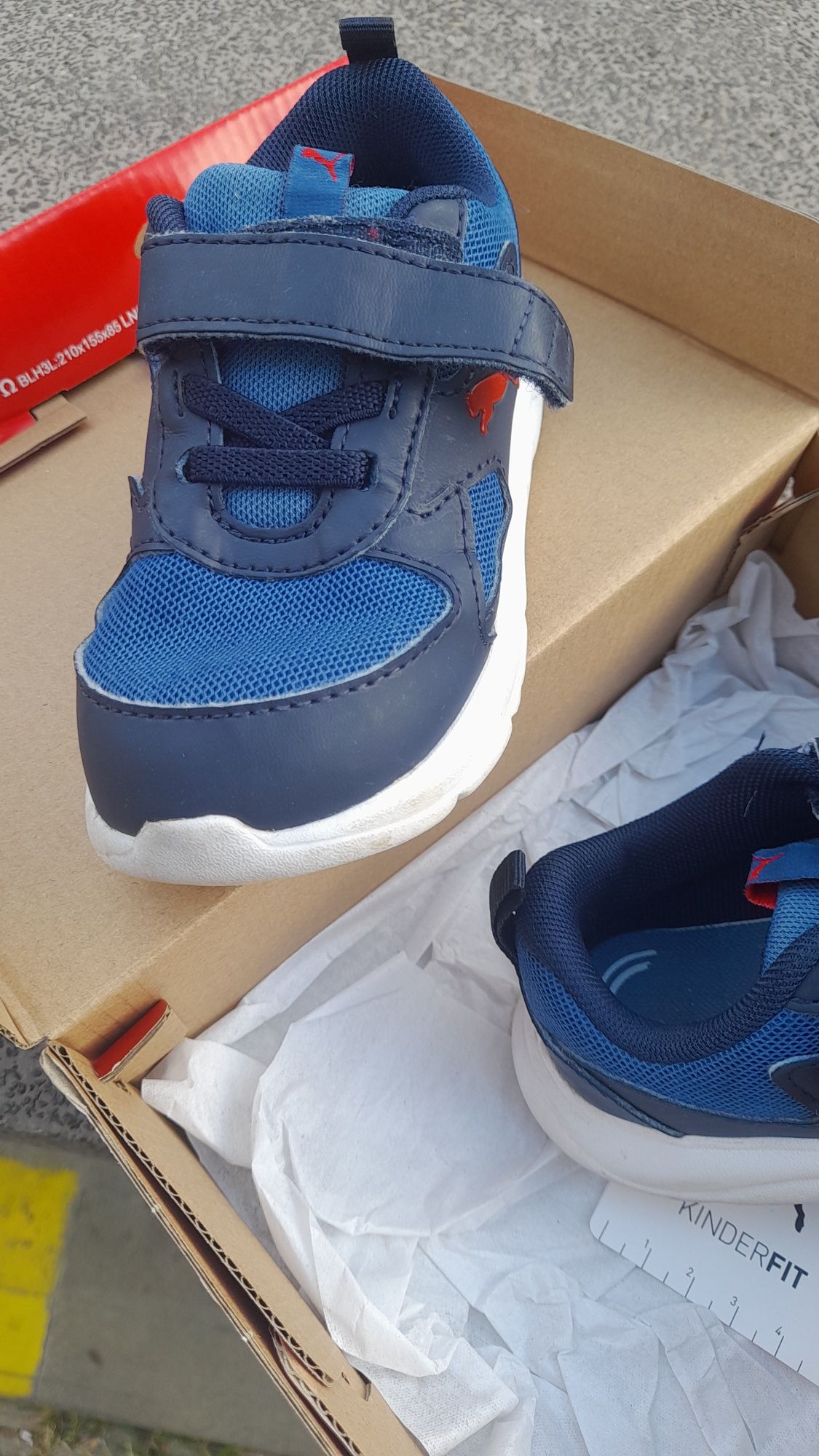 Детски маратонки Puma 25 номер , 16,5см.Отлично състояние.