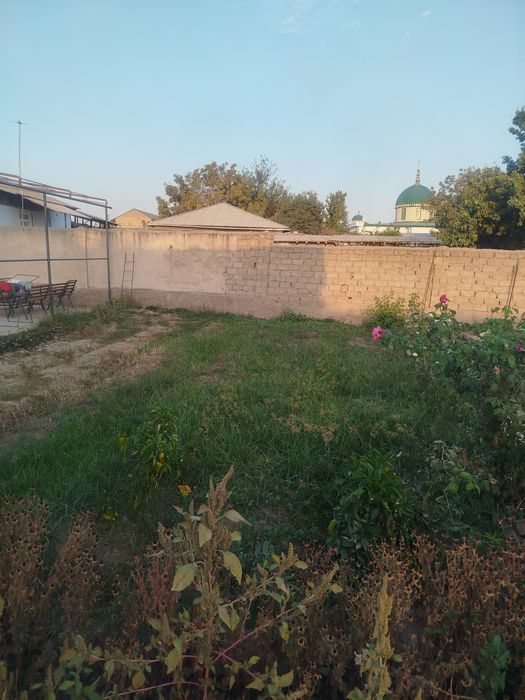 Hovli uy sptiladi