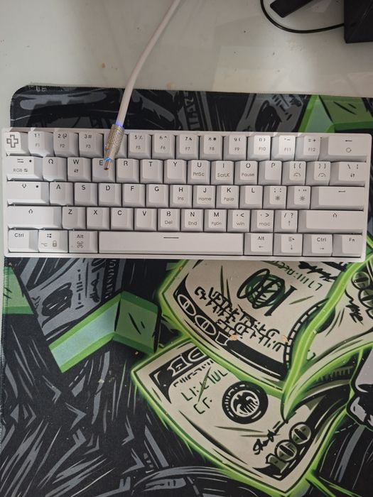 Tastatura mecanica