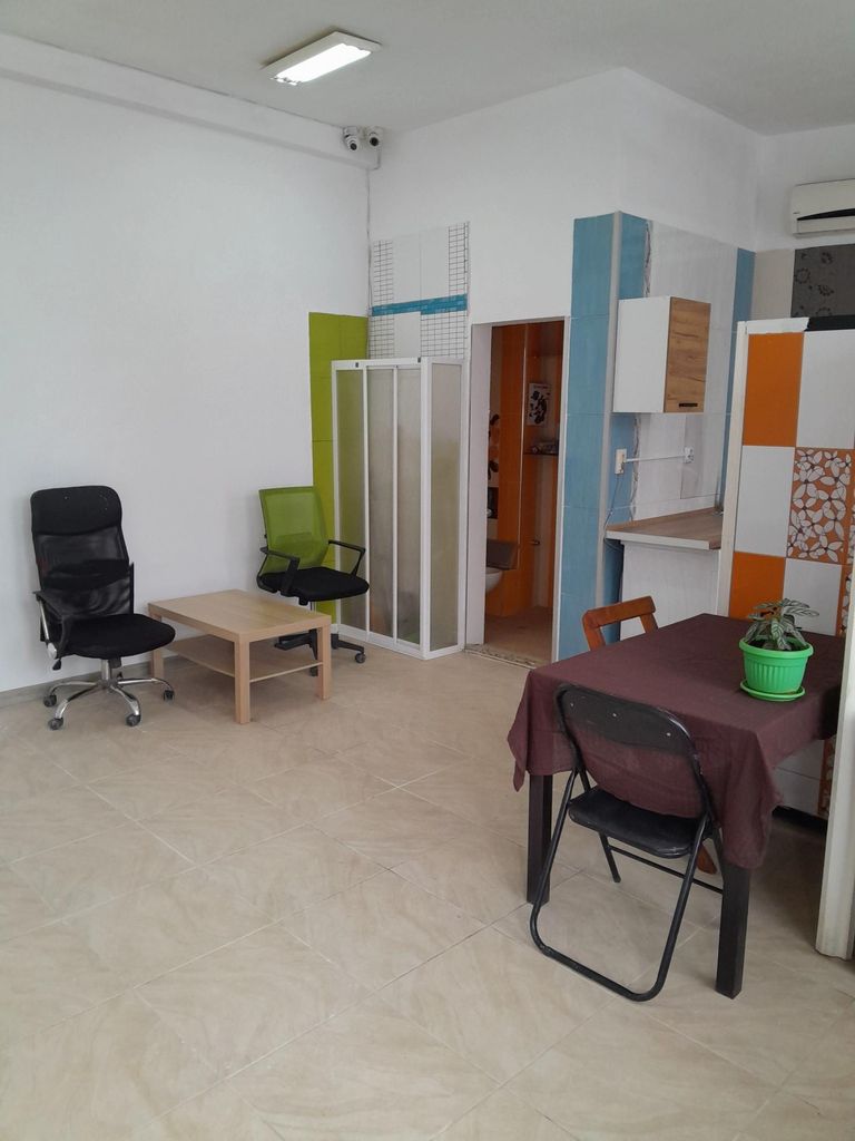 Дава се под наем Едностаен апартамент в София, Карпузица - 50 кв.м за 350 € - Снимка #3