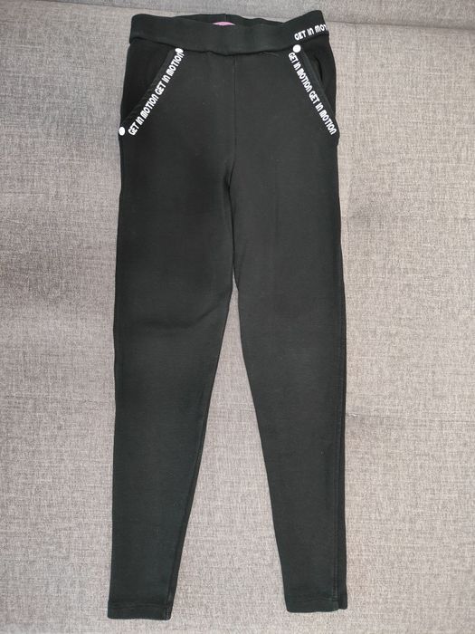 Lot 4 pantaloni fete, măr. 128