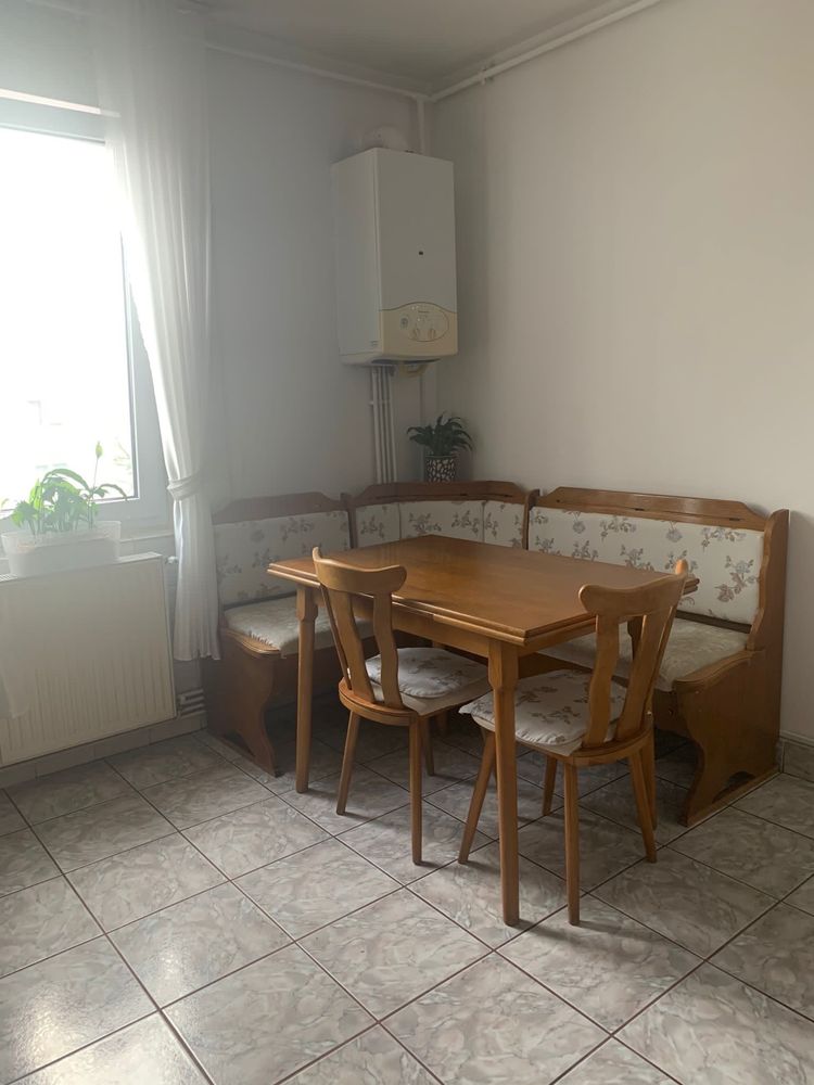 Apartament de inchiriat