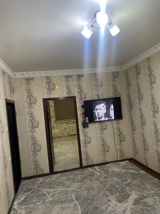 Чилонзор-12 квартал 2 хона 3 этаж балкон 1,5х3 акфа рам, Шох мед центр