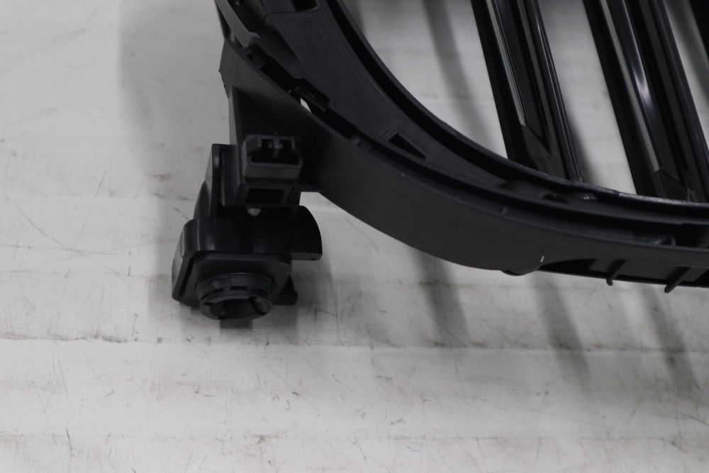 Жалюзи с клапи / Основа бъбреци нощно виждане БМВ Г11 Г12 BMW G11 G12