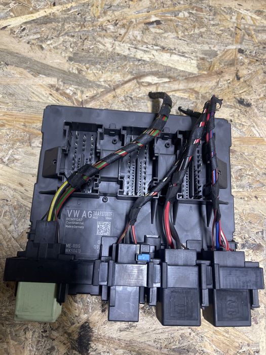 Modul confort Vw Passat B7 3AA937087F