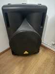 Boxa activa Behringer