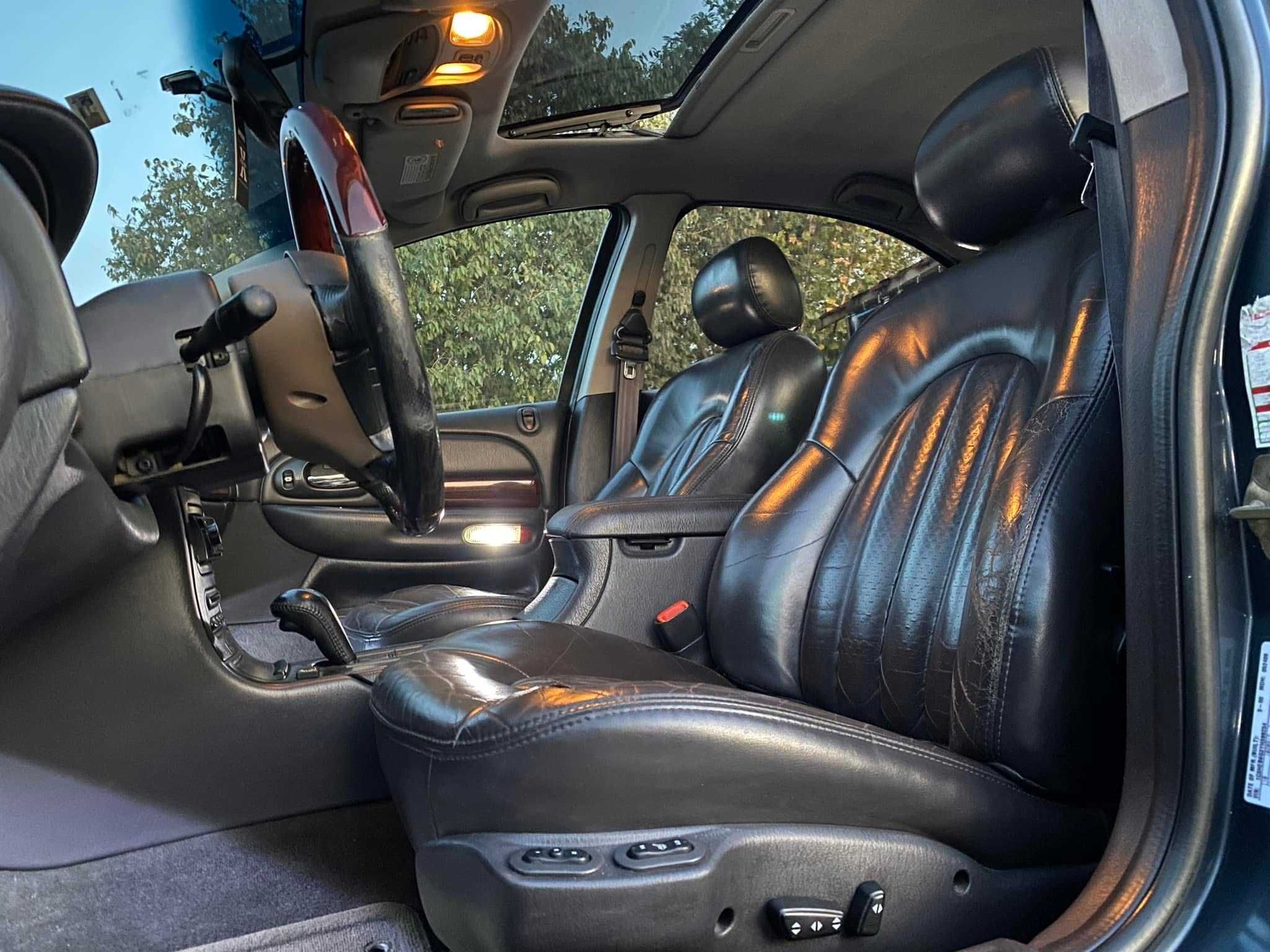 Chrysler 300 M SRT