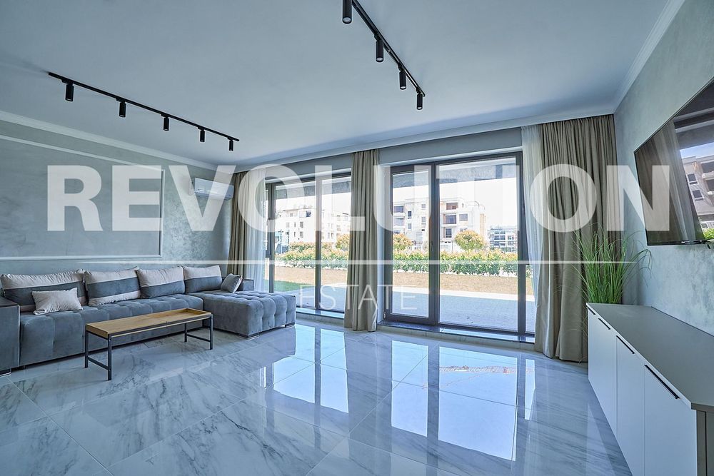 Дава се под наем Двустаен апартамент в Пловдив, Христо Смирненски - 79 кв.м за 847.62 € - Снимка #1