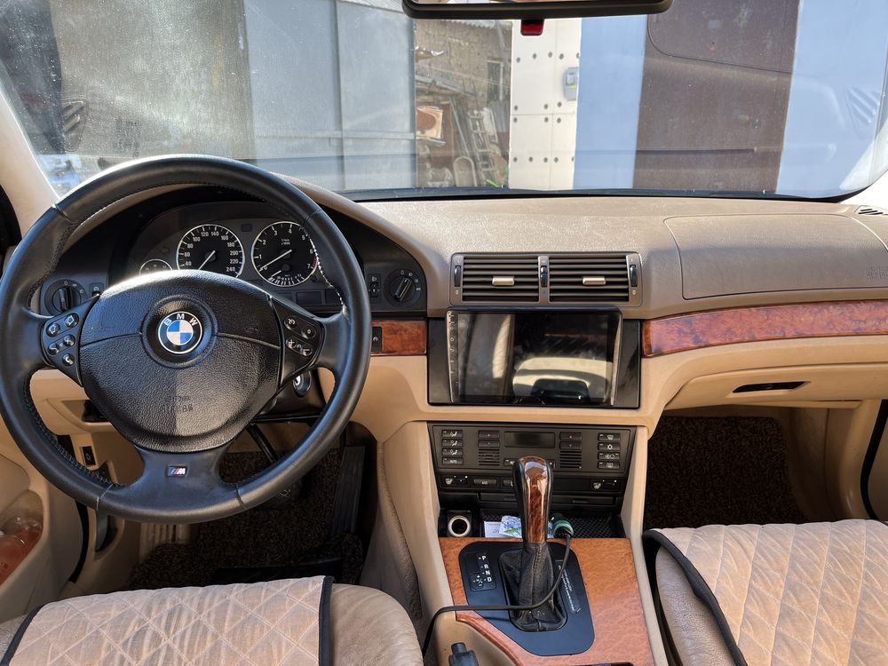 Продам BMW 528i E39