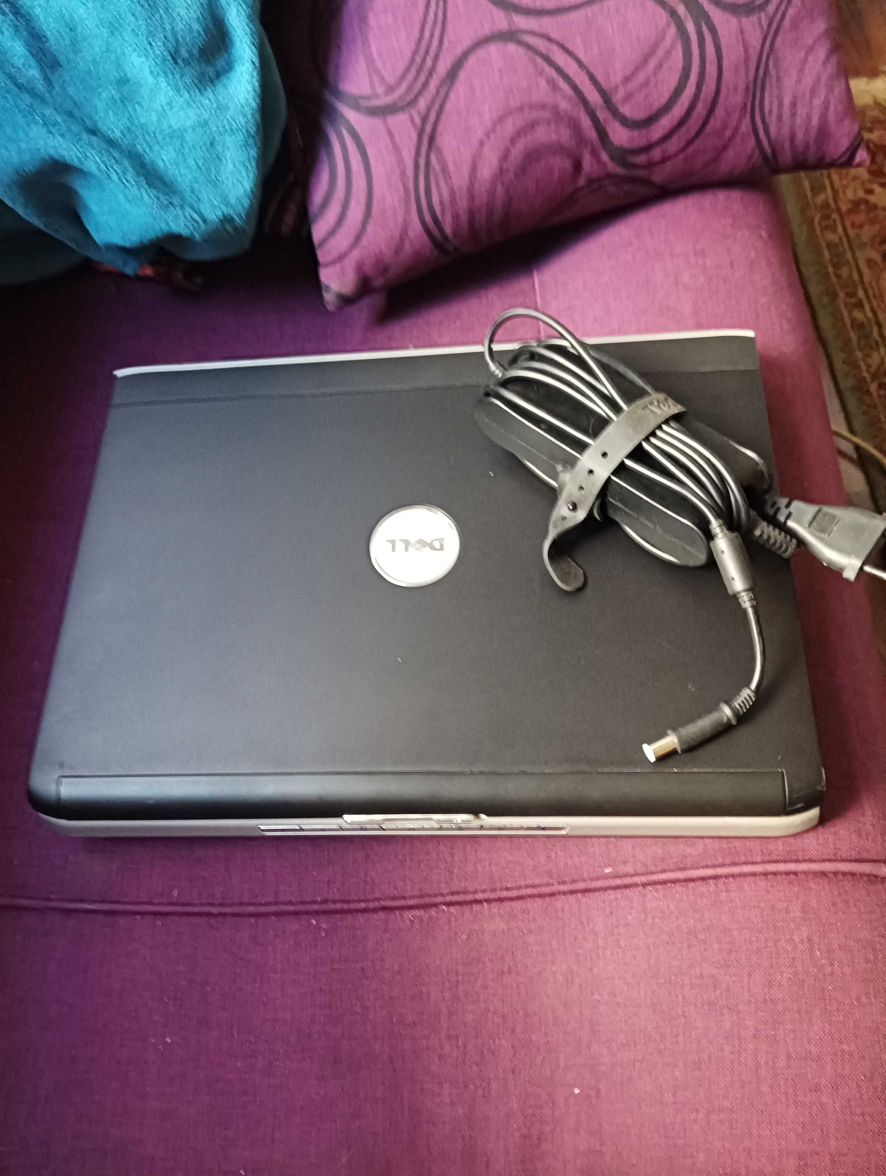 Лаптоп Dell Inspiron 1520