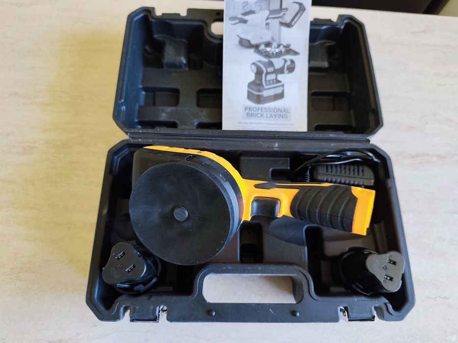 Вакон машина за плочки и фунция вибратор НОВО.