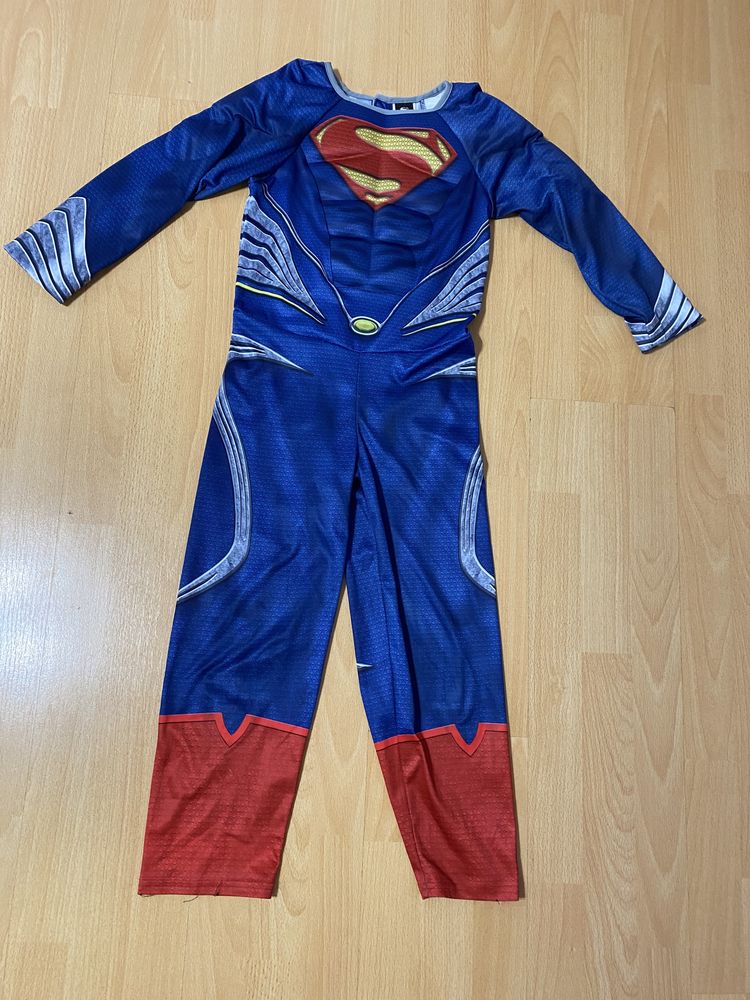 Costum Super Man 6-8 ani
