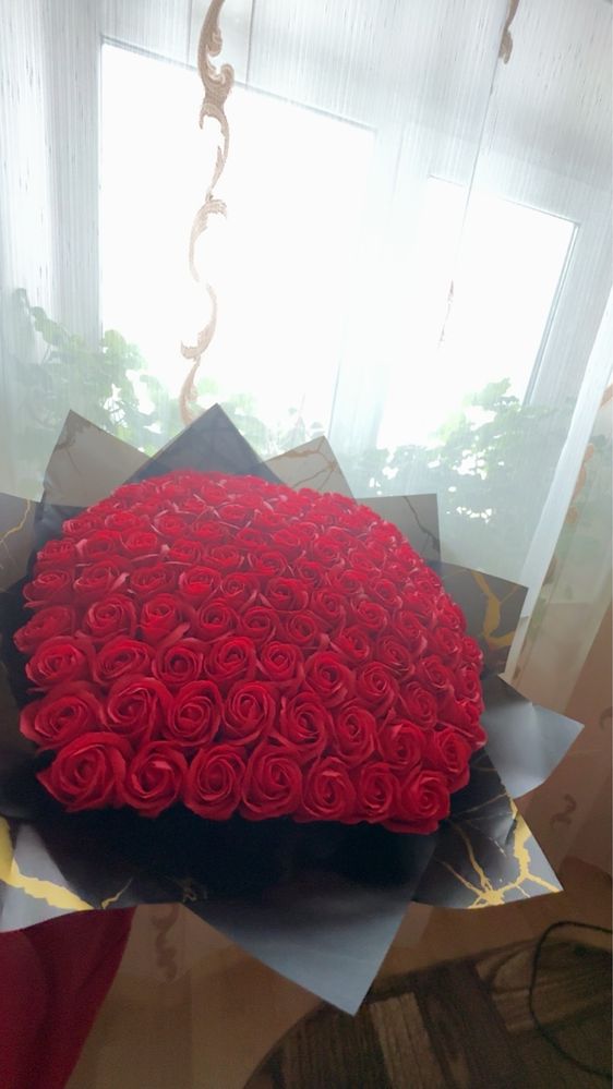 vand buchet din trandafiri de sapun