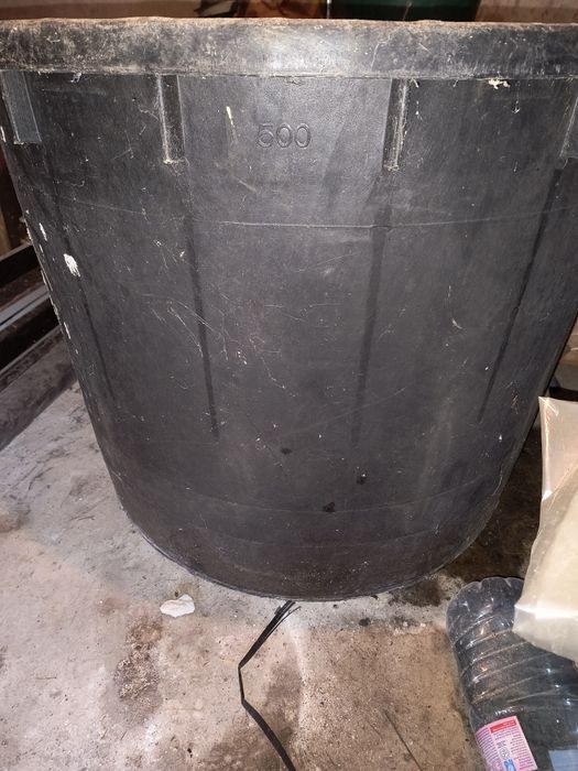 Vind cadă cu capac de 500 litrii